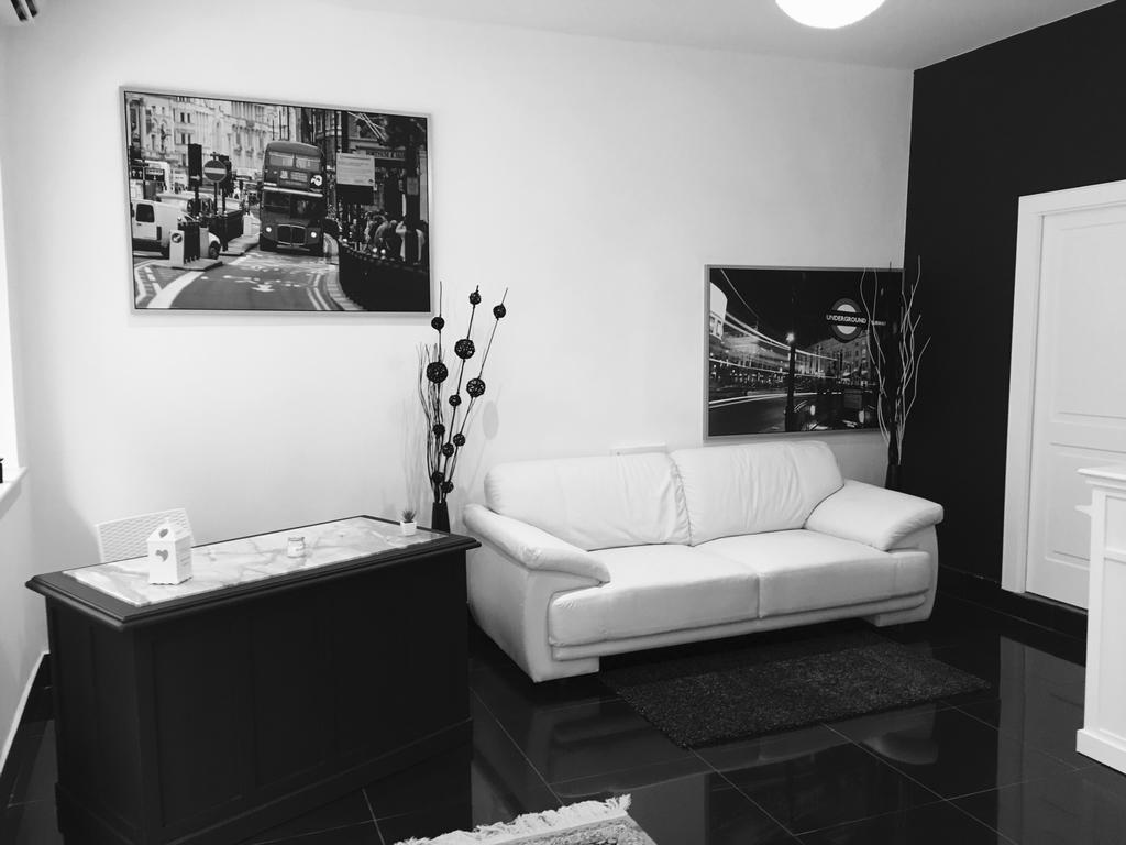 Palazzo Eliss Bed & Breakfast Margherita Di Savoia Luaran gambar