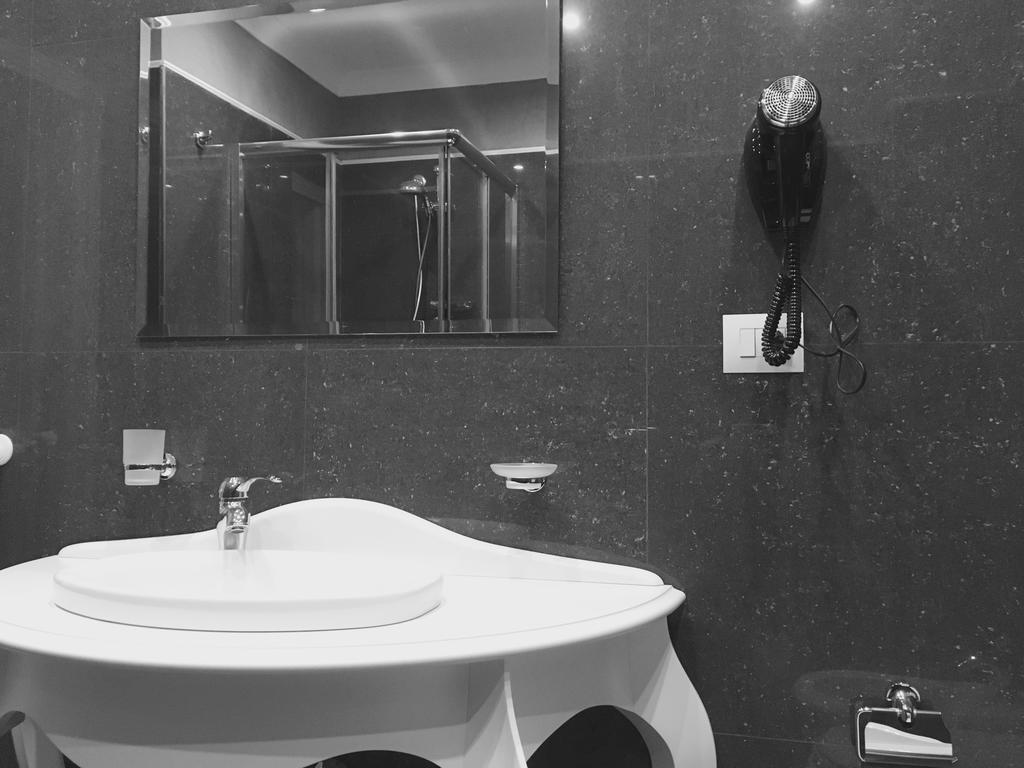 Palazzo Eliss Bed & Breakfast Margherita Di Savoia Bilik gambar