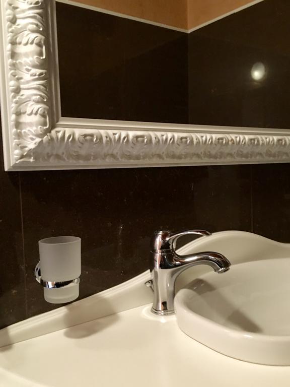 Palazzo Eliss Bed & Breakfast Margherita Di Savoia Bilik gambar
